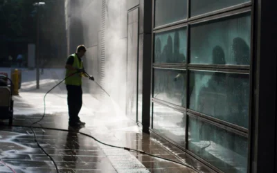 A Summer Soft Wash is Exactly What Your Business’ Exterior Needs